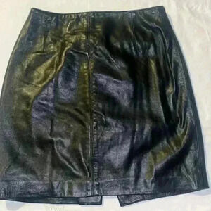 Siena Collection black leather mini skirt